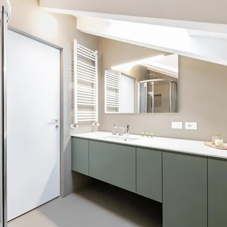 Easylife - - Botta 16 - Porta Romana *