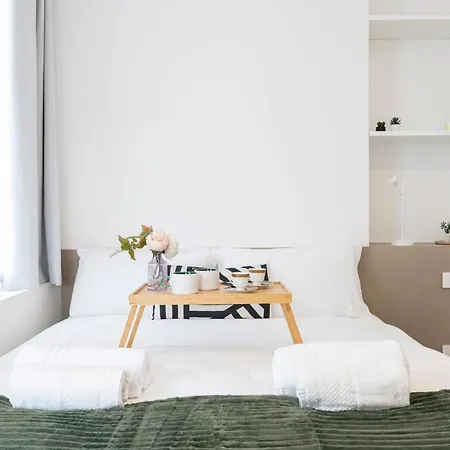 Easylife - - Botta 16 - Porta Romana Mediolan