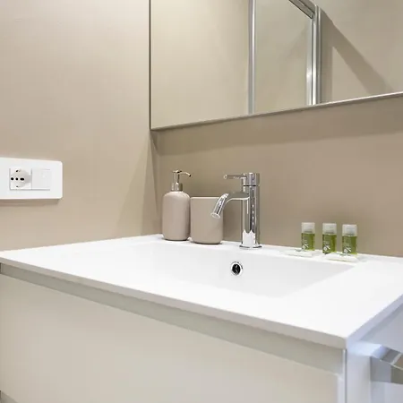 Easylife - - Botta 16 - Porta Romana Mediolan